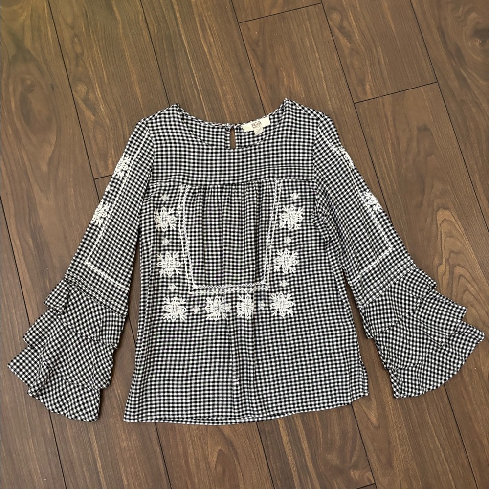 Vintage America Black & White Gingham Embroidered Bell-Sleeve Blouse